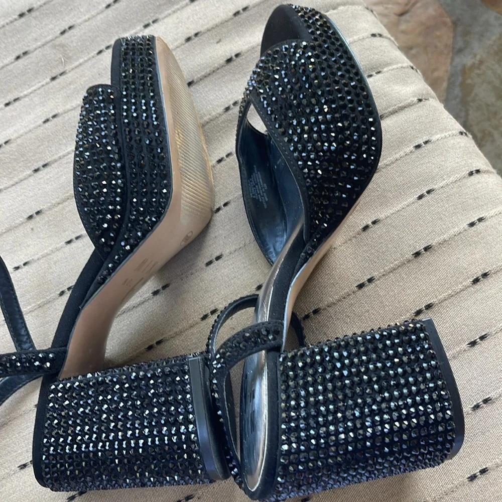 Beaded platform sandals by Mix NO. 6. Size 8 1/2 medium